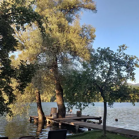 Πανσιόν Lakeside